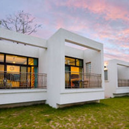 Sea & Pine Pension Namhae Eksteriør billede