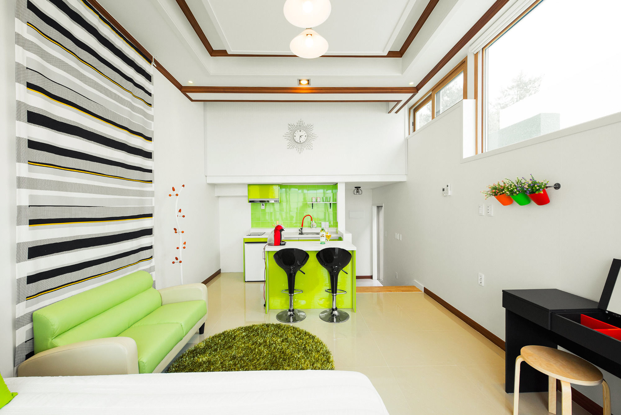 Sea & Pine Pension Namhae Eksteriør billede