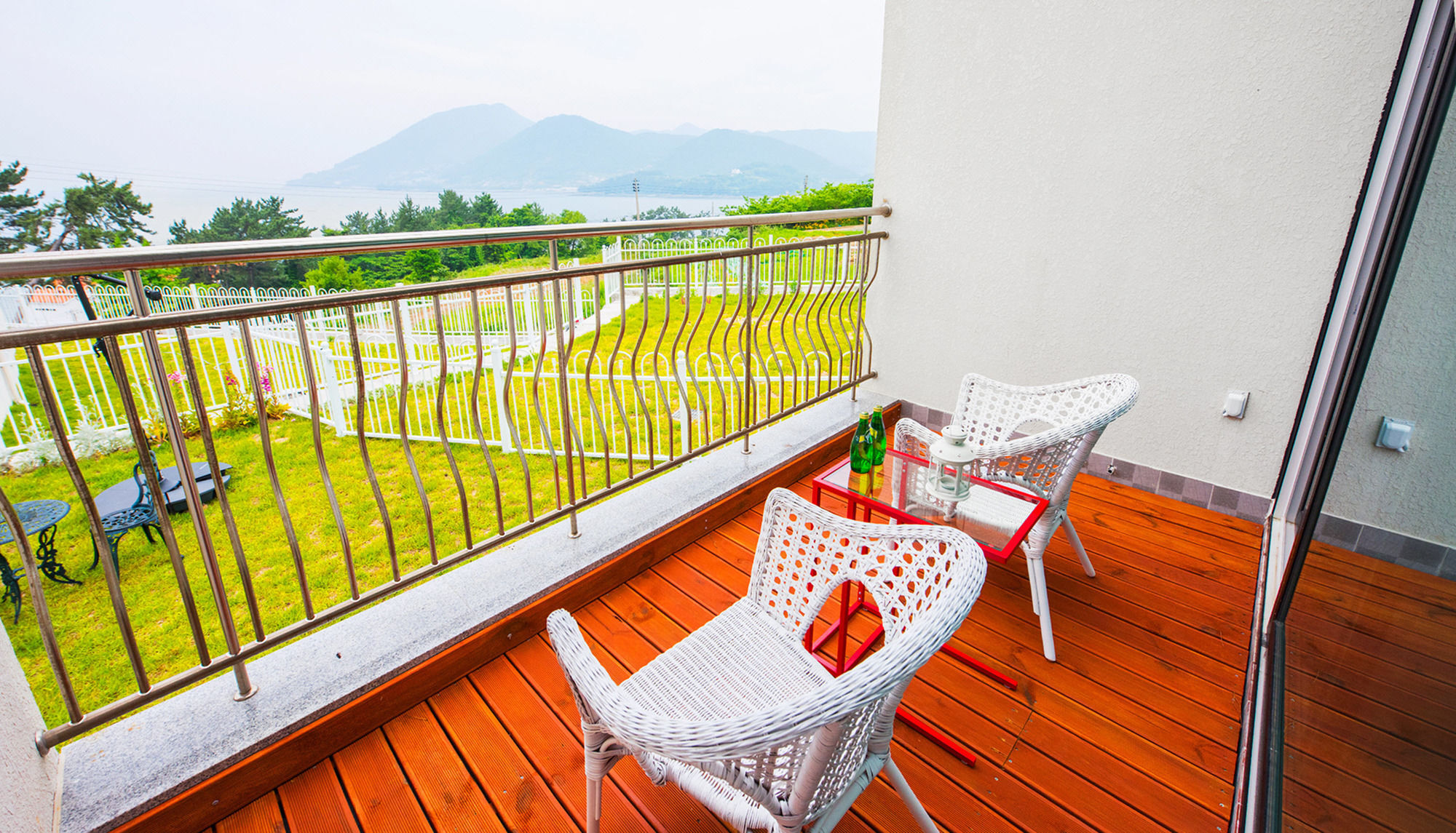 Sea & Pine Pension Namhae Eksteriør billede